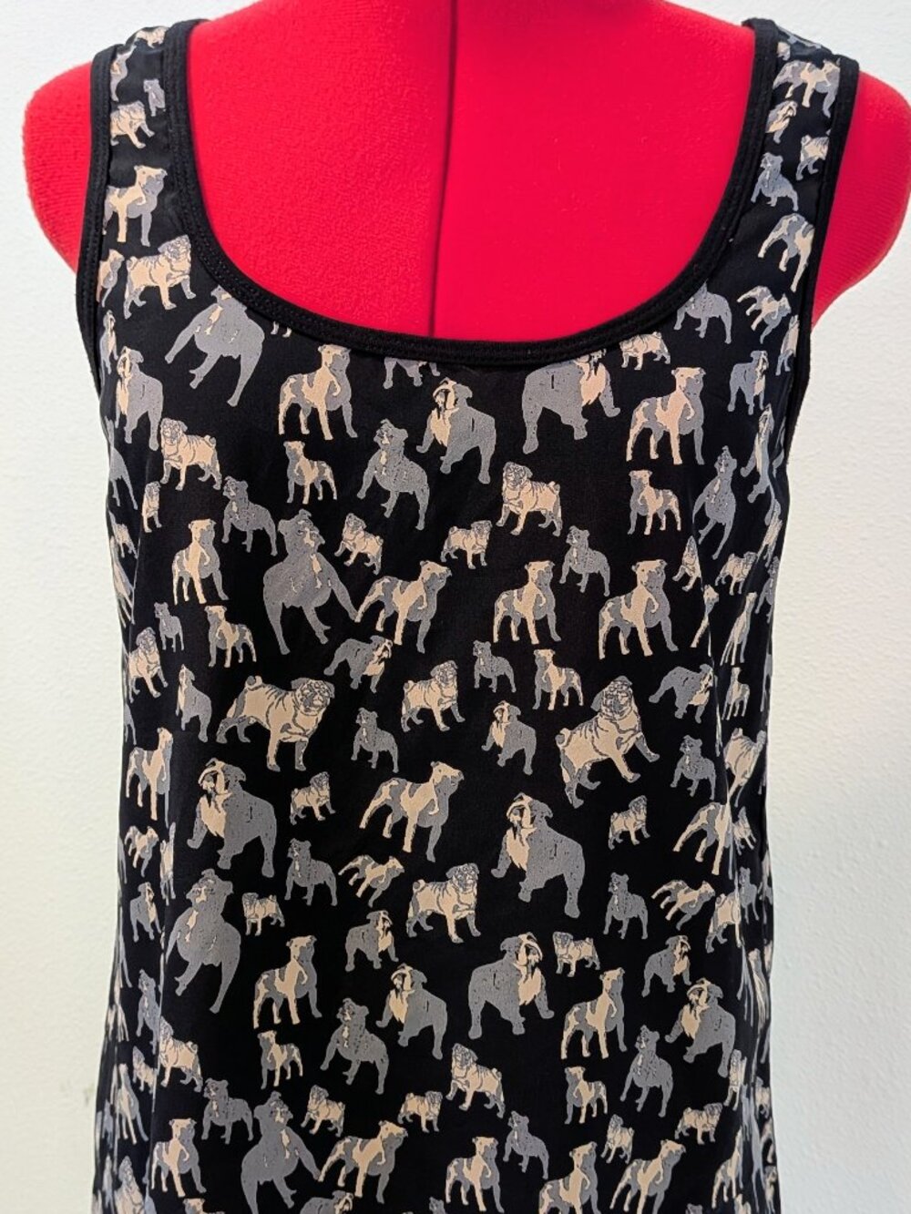 BAILEY 44 Epitaph to Dog Black, Beige, Gray Silk Bulldog Print Tank M